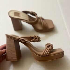 Dolce Vita Women’s Size 9 NWT Nude Abriel Strappy Slip On Square Open Toe Heels